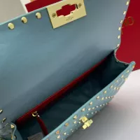 $105.00 USD Valentino AAA Quality Messenger Bags For Women #1388078