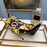 $92.00 USD Versace Boots For Women #1388592