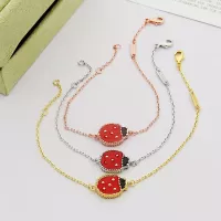 $25.00 USD Van Cleef & Arpels Bracelets For Women #1389445