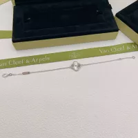 $25.00 USD Van Cleef & Arpels Bracelets For Women #1390347