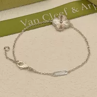 $25.00 USD Van Cleef & Arpels Bracelets For Women #1390347