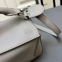 $108.00 USD LOEWE AAA Quality Messenger Bags For Women #1392163