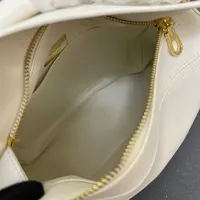 $108.00 USD LOEWE AAA Quality Messenger Bags For Women #1392164