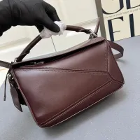 $108.00 USD LOEWE AAA Quality Messenger Bags For Women #1392169