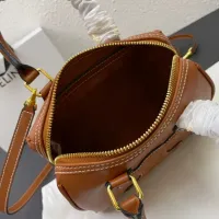 $88.00 USD Celine AAA Quality Handbags For Women #1392234