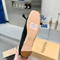 $105.00 USD Valentino Flat Shoes For Women #1392880