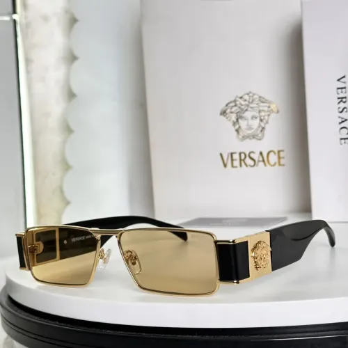 Versace AAA Quality Sunglasses #1393784