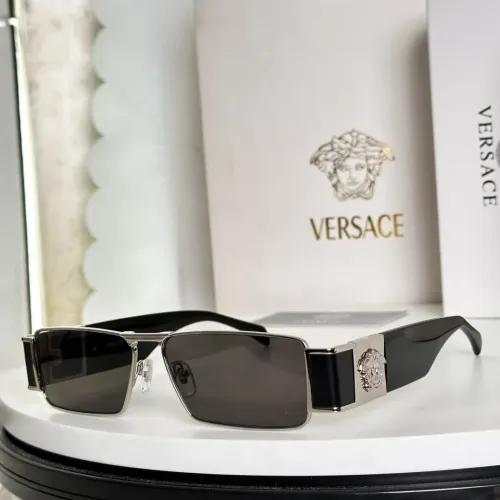 Versace AAA Quality Sunglasses #1393788