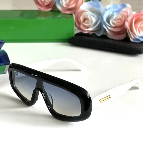 Bottega Veneta AAA Quality Sunglasses #1396757