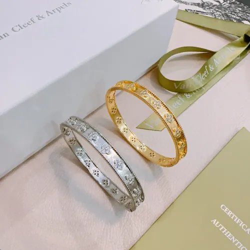 Replica Van Cleef & Arpels Bracelets #1398395 $39.00 USD for Wholesale