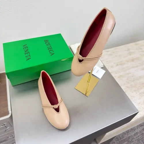 Bottega Veneta BV Flat Shoes For Women #1400596