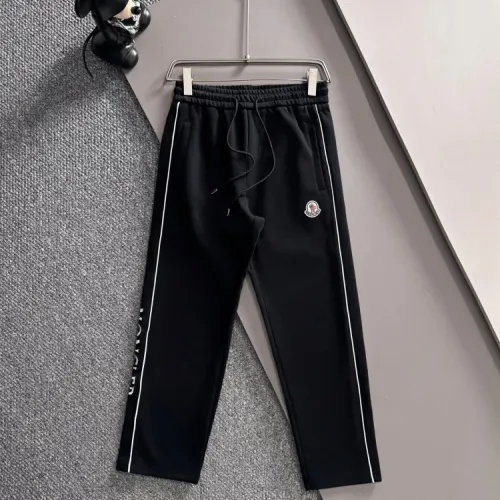 Moncler Pants For Men #1400697