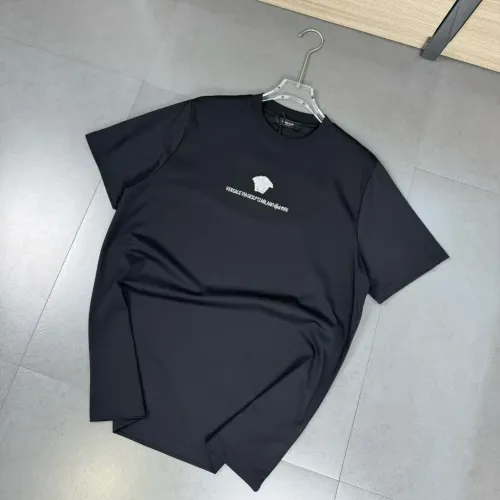 Versace T-Shirts Short Sleeved For Unisex #1402229, $32.00 USD, [ITEM#1402229], Versace T-Shirts