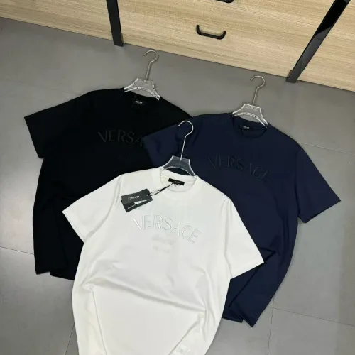 Replica Versace T-Shirts Short Sleeved For Unisex #1402270 $32.00 USD for Wholesale