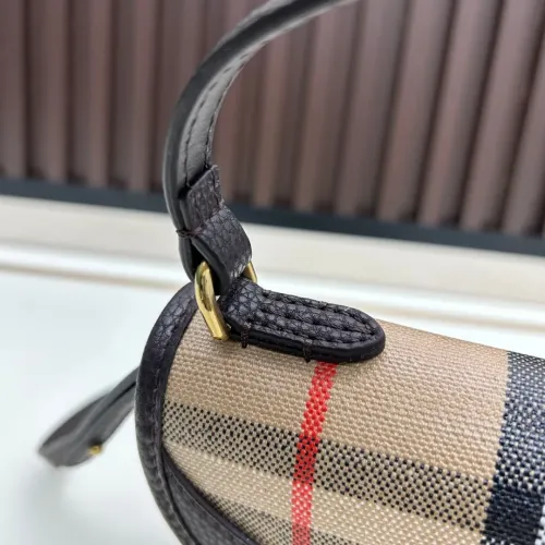 Replica Burberry AAA Quality Messenger Bags For Women #1403907 $98.00 USD for Wholesale