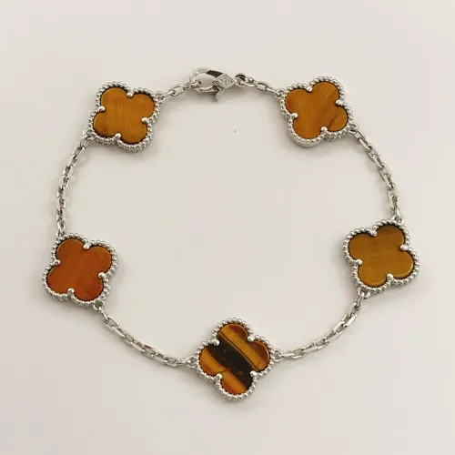 Van Cleef & Arpels Bracelets For Women #1406590