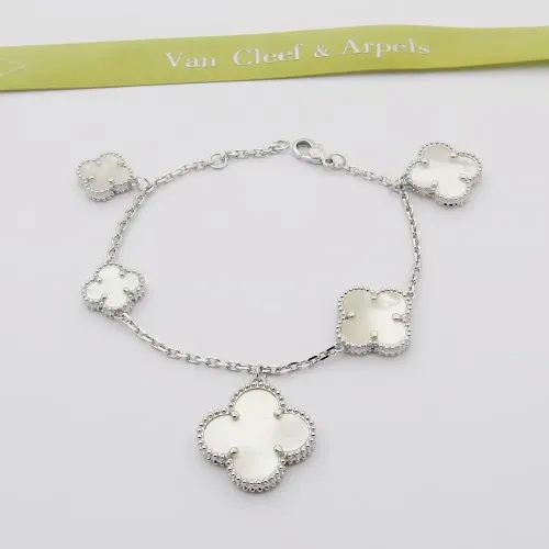Van Cleef & Arpels Bracelets For Women #1406596