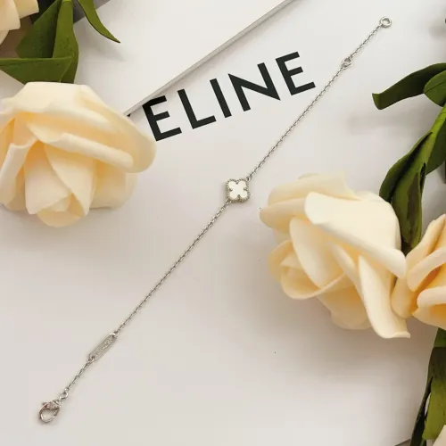 Replica Van Cleef & Arpels Bracelets For Women #1406618 $25.00 USD for Wholesale