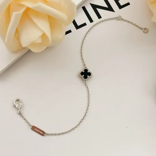 Replica Van Cleef & Arpels Bracelets For Women #1406621 $25.00 USD for Wholesale