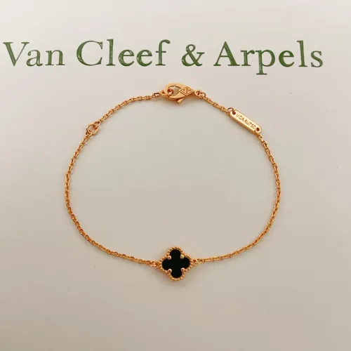 Van Cleef & Arpels Bracelets For Women #1406622