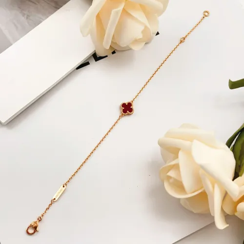 Replica Van Cleef & Arpels Bracelets For Women #1406627 $25.00 USD for Wholesale