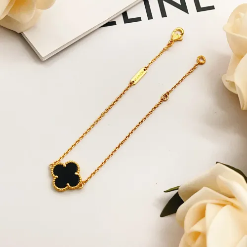 Replica Van Cleef & Arpels Bracelets For Women #1406643 $25.00 USD for Wholesale