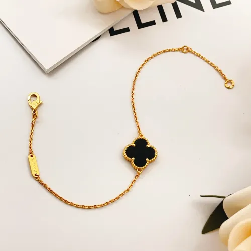 Replica Van Cleef & Arpels Bracelets For Women #1406643 $25.00 USD for Wholesale