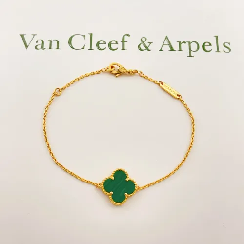 Van Cleef & Arpels Bracelets For Women #1406649