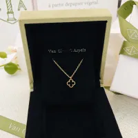 $25.00 USD Van Cleef & Arpels Necklaces For Women #1398248