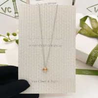 $27.00 USD Van Cleef & Arpels Necklaces For Women #1398299
