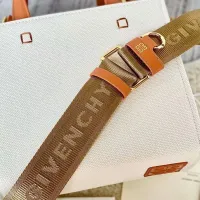 $172.00 USD Givenchy AAA Quality Handbags For Women #1399001