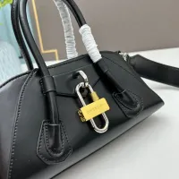 $108.00 USD Givenchy AAA Quality Handbags For Women #1399484