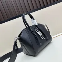 $102.00 USD Givenchy AAA Quality Handbags For Women #1399490