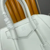 $98.00 USD Givenchy AAA Quality Handbags For Women #1399498