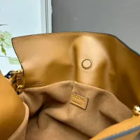 $150.00 USD LOEWE AAA Quality Messenger Bags For Women #1404003