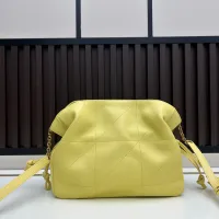 $92.00 USD Yves Saint Laurent YSL AAA Quality Messenger Bags For Women #1404025