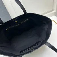 $96.00 USD Celine AAA Quality Shoulder Bags For Women #1404291