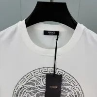 $76.00 USD Versace T-Shirts Short Sleeved For Unisex #1405500