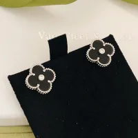 $25.00 USD Van Cleef & Arpels Earrings For Women #1406172