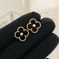 $25.00 USD Van Cleef & Arpels Earrings For Women #1406175