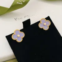 $25.00 USD Van Cleef & Arpels Earrings For Women #1406292