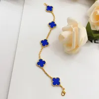 $34.00 USD Van Cleef & Arpels Bracelets For Women #1406586