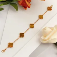 $34.00 USD Van Cleef & Arpels Bracelets For Women #1406591