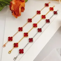 $34.00 USD Van Cleef & Arpels Bracelets For Women #1406595