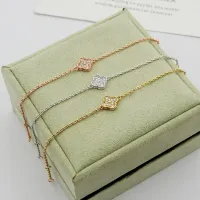 $23.00 USD Van Cleef & Arpels Bracelets For Women #1406612