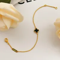 $25.00 USD Van Cleef & Arpels Bracelets For Women #1406623