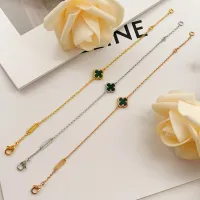 $25.00 USD Van Cleef & Arpels Bracelets For Women #1406631