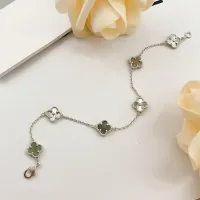 $34.00 USD Van Cleef & Arpels Bracelets For Women #1406635