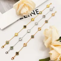 $34.00 USD Van Cleef & Arpels Bracelets For Women #1406635