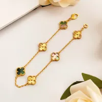 $34.00 USD Van Cleef & Arpels Bracelets For Women #1406637